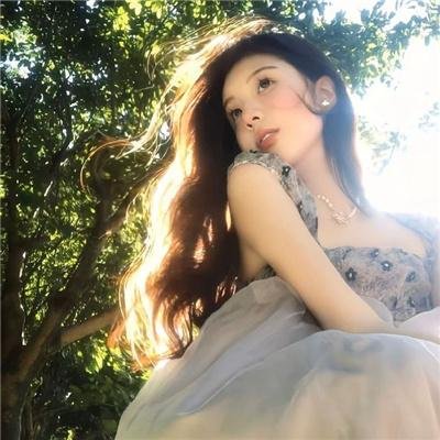 女演员